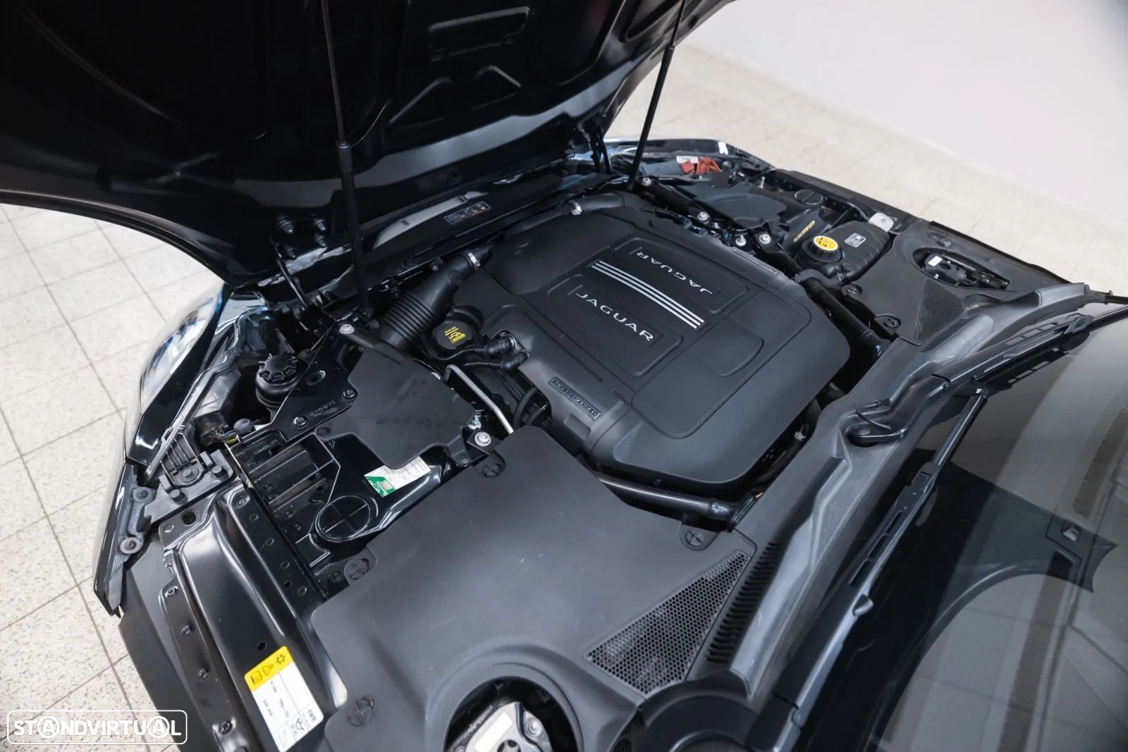 Jaguar F-Type 3.0 V6 S/C S Auto - 9