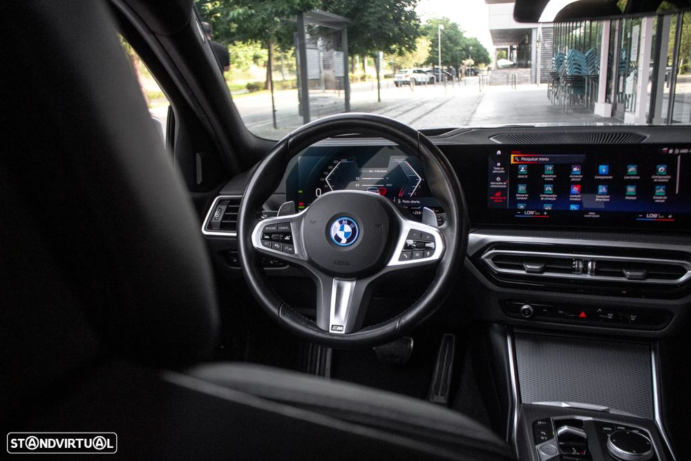 BMW 330 e xDrive Aut. M Sport - 36