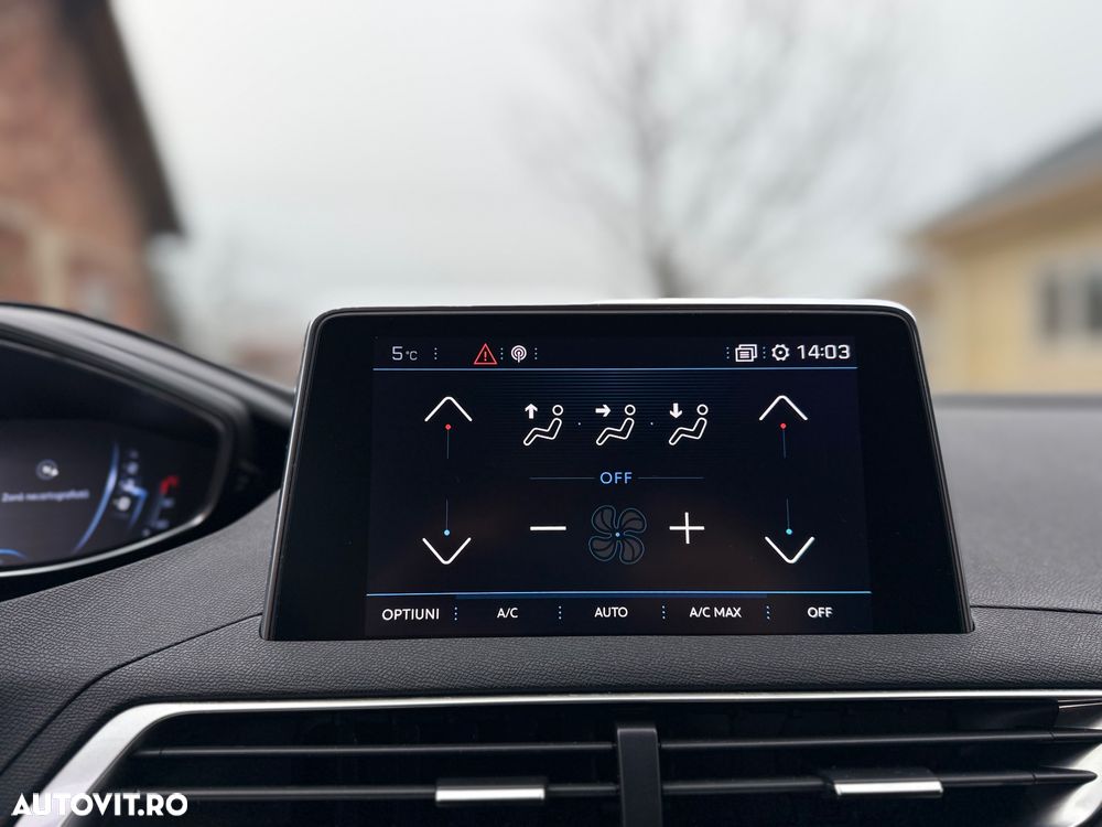 Peugeot 3008 PureTech 130 Stop & Start GPF Active Pack - 11