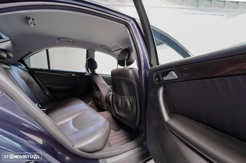 Mercedes-Benz C 220 - 21