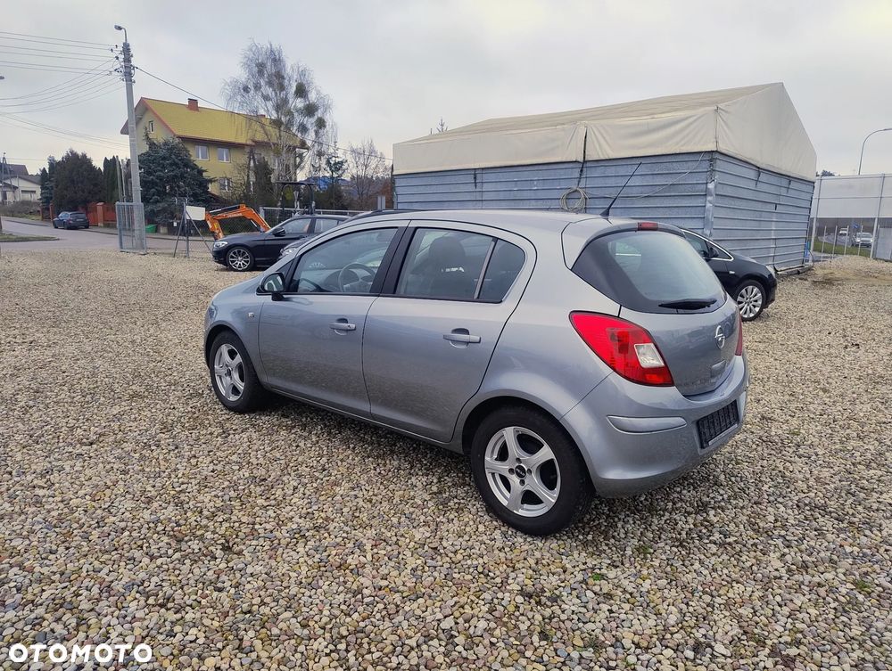 Opel Corsa 1.2 16V Enjoy - 3