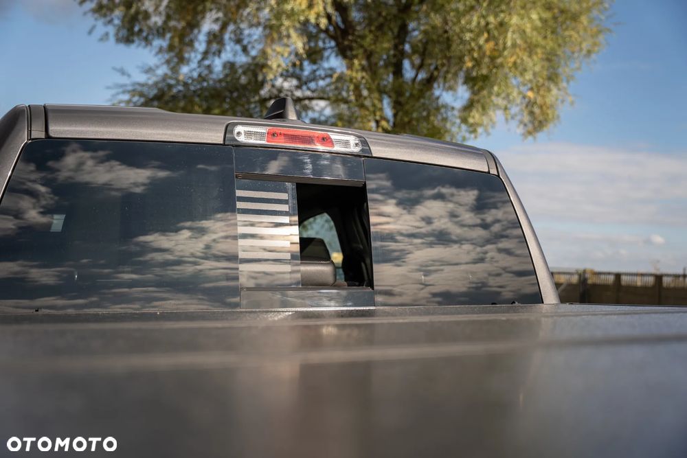 RAM 1500 5.7 Crew Cab Longbed Laramie Black - 16