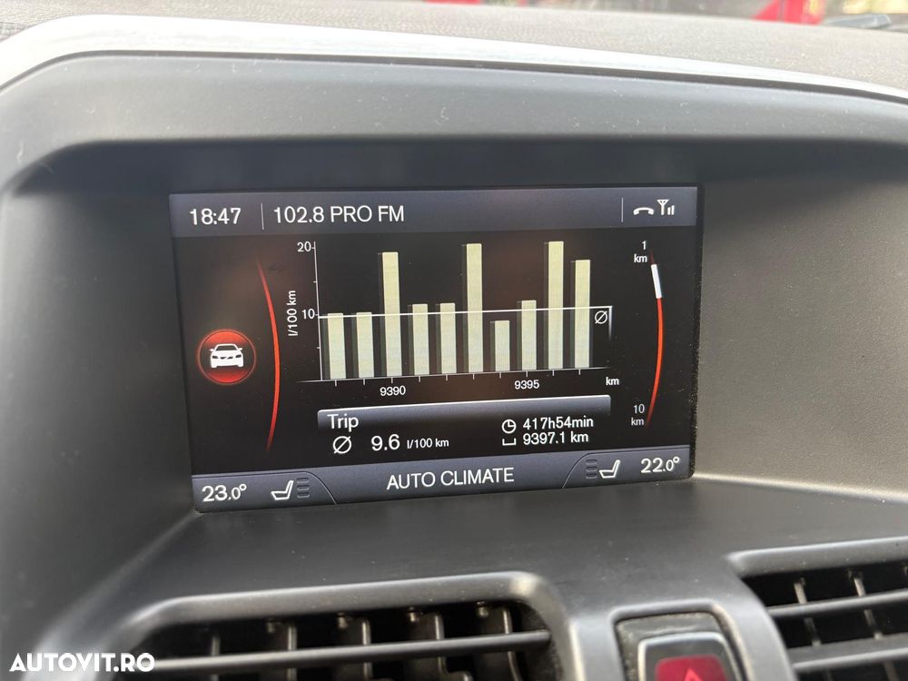 VOLVO XC60 2011 — imagine 17