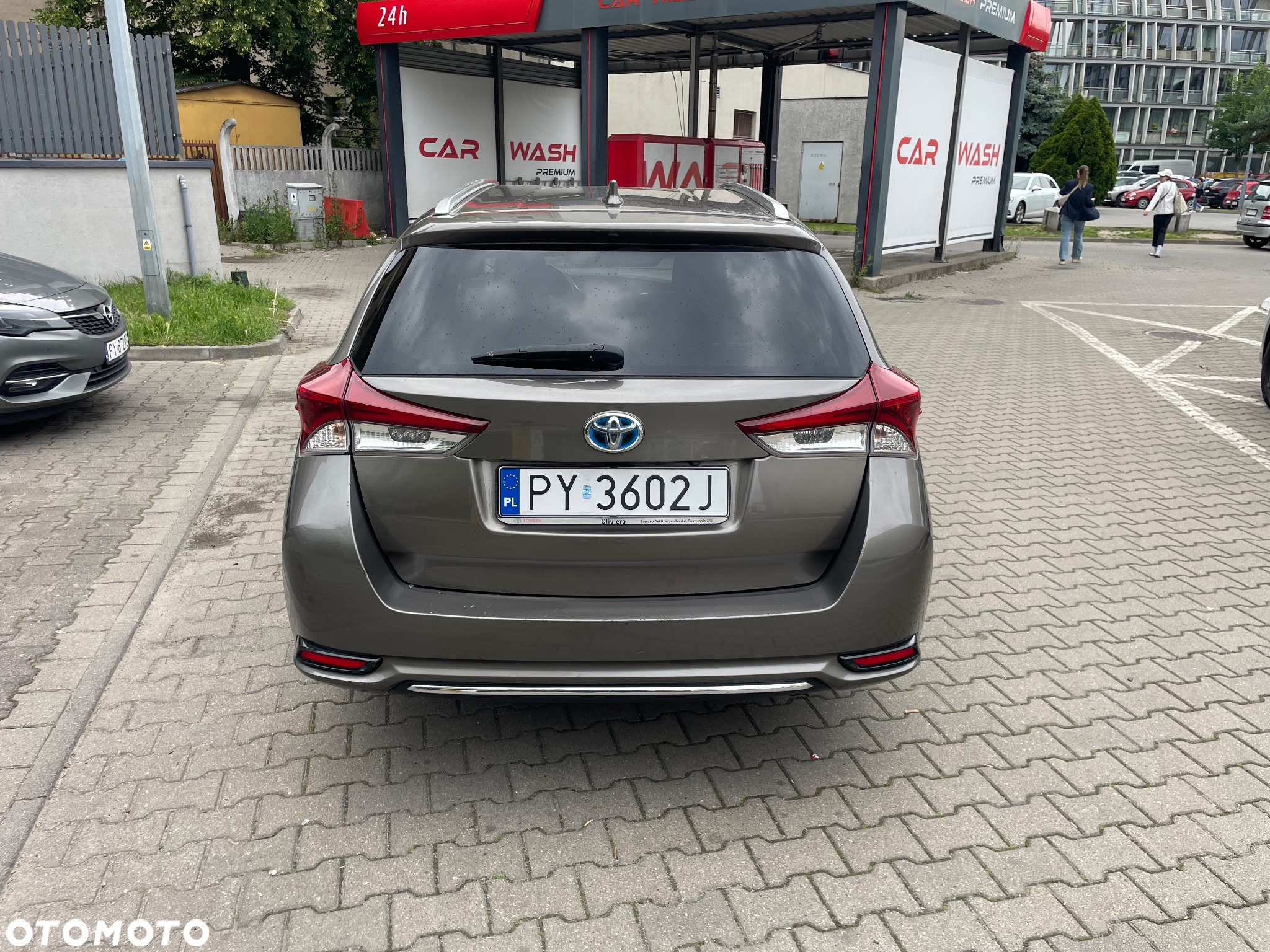 Toyota Auris 1.8 VVT-i Hybrid Automatik Life - 10
