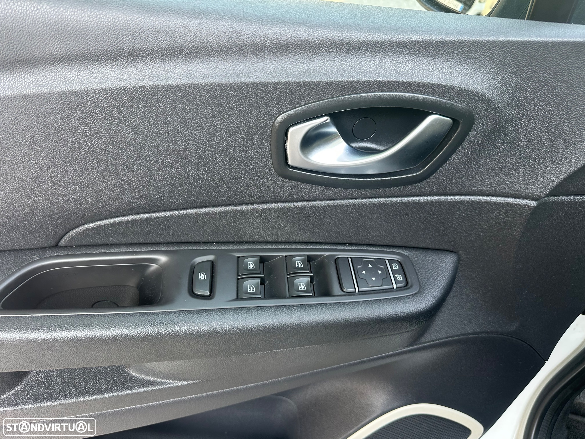 Renault Captur 0.9 TCE Exclusive - 9