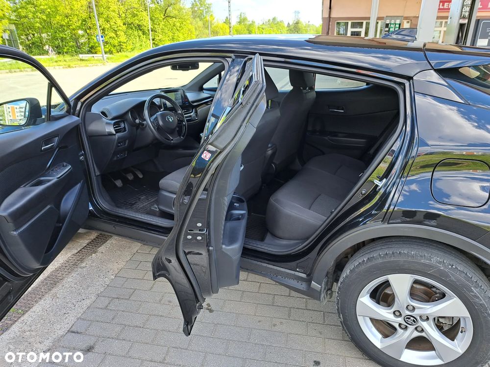Toyota C-HR - 13
