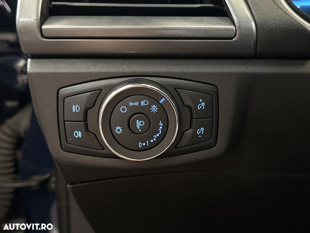 Ford Mondeo - 16