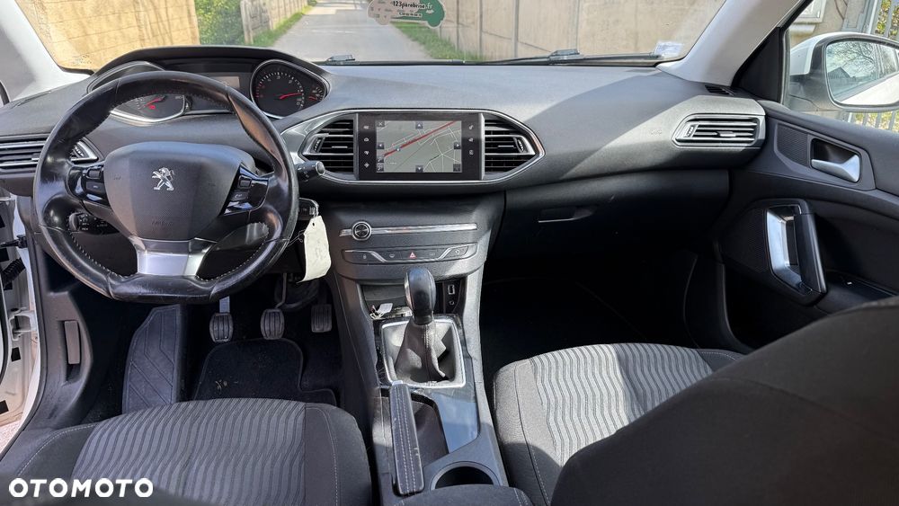 Peugeot 308 1.6 BlueHDi Active S&S - 9