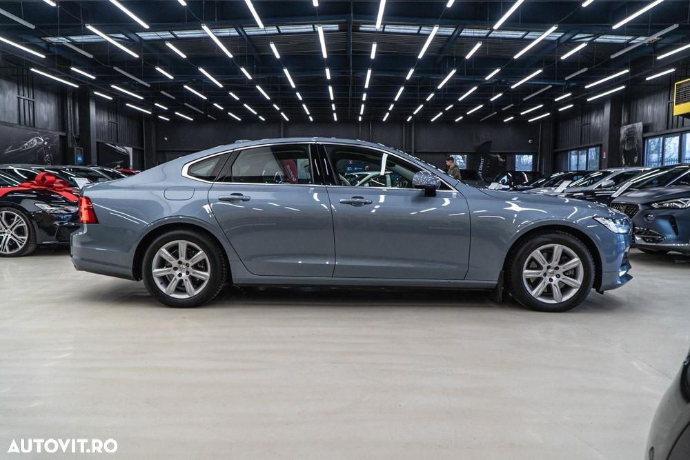 Volvo S90 D4 Geartronic Momentum Pro - 20