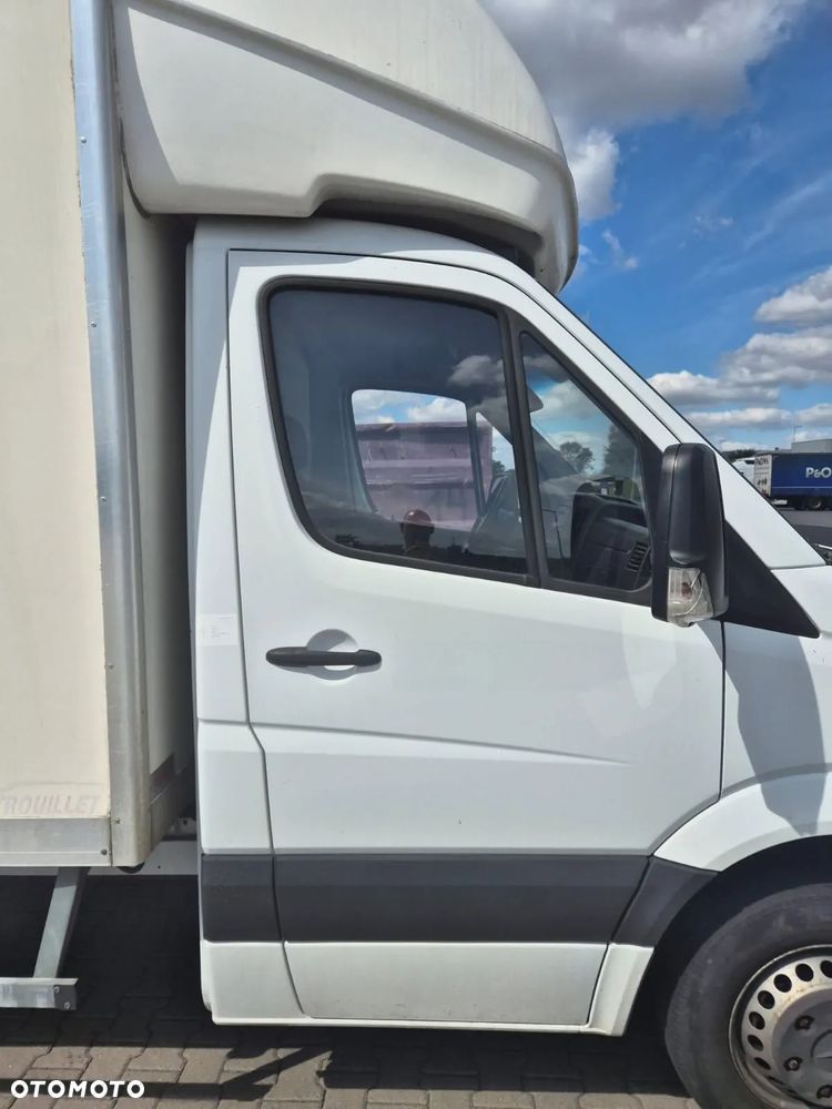 Mercedes-Benz Sprinter - 9