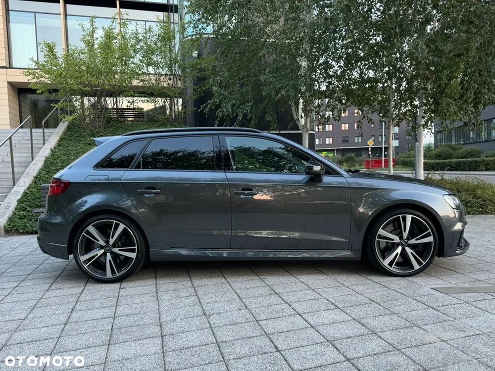Audi RS3 Sportback - 11
