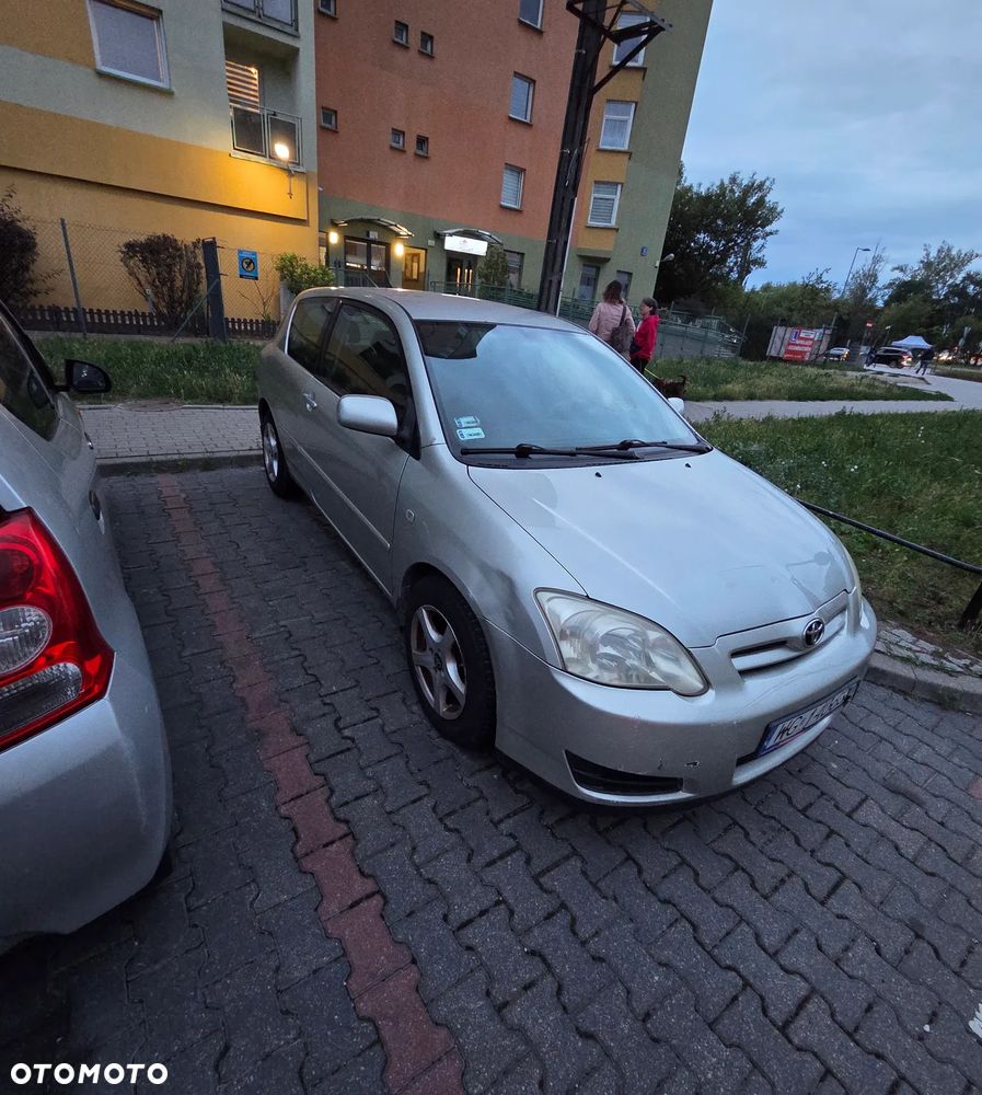 Toyota Corolla 1.4 VVT-i Base - 4