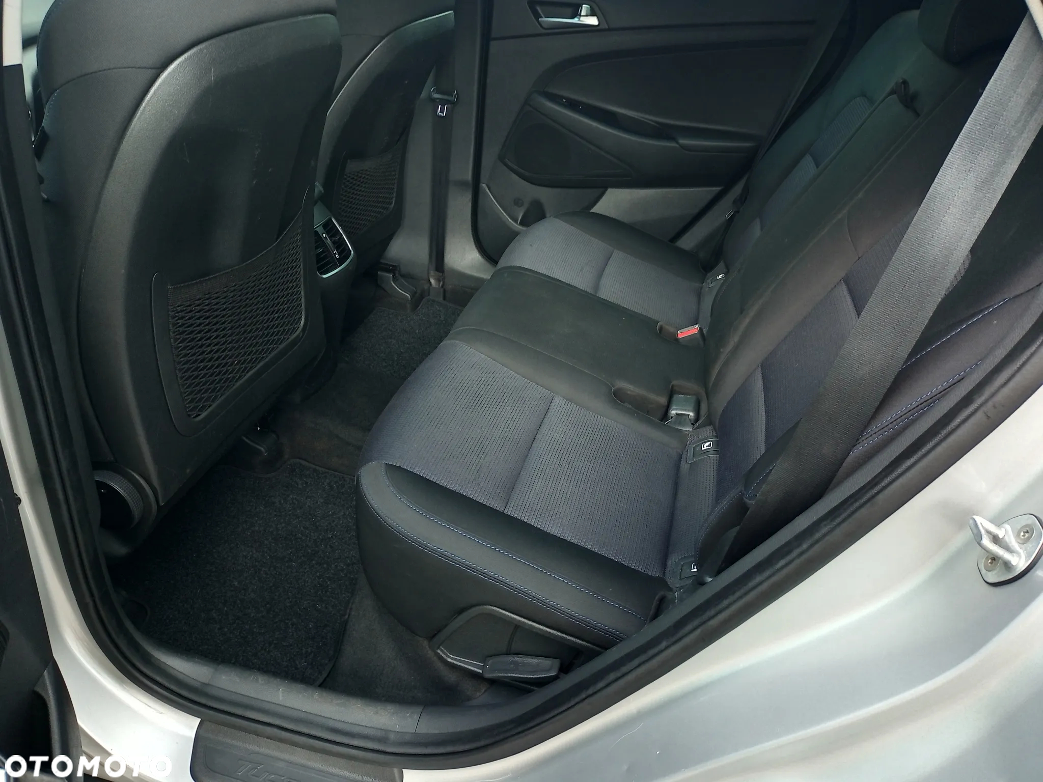 Hyundai Tucson 1.6 GDI BlueDrive Design 2WD - 14