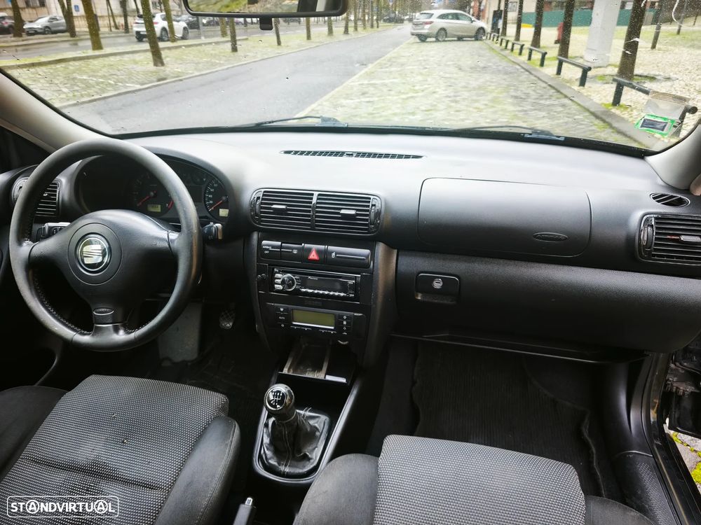 SEAT Leon 1.4 16V Confort JE+AC - 17