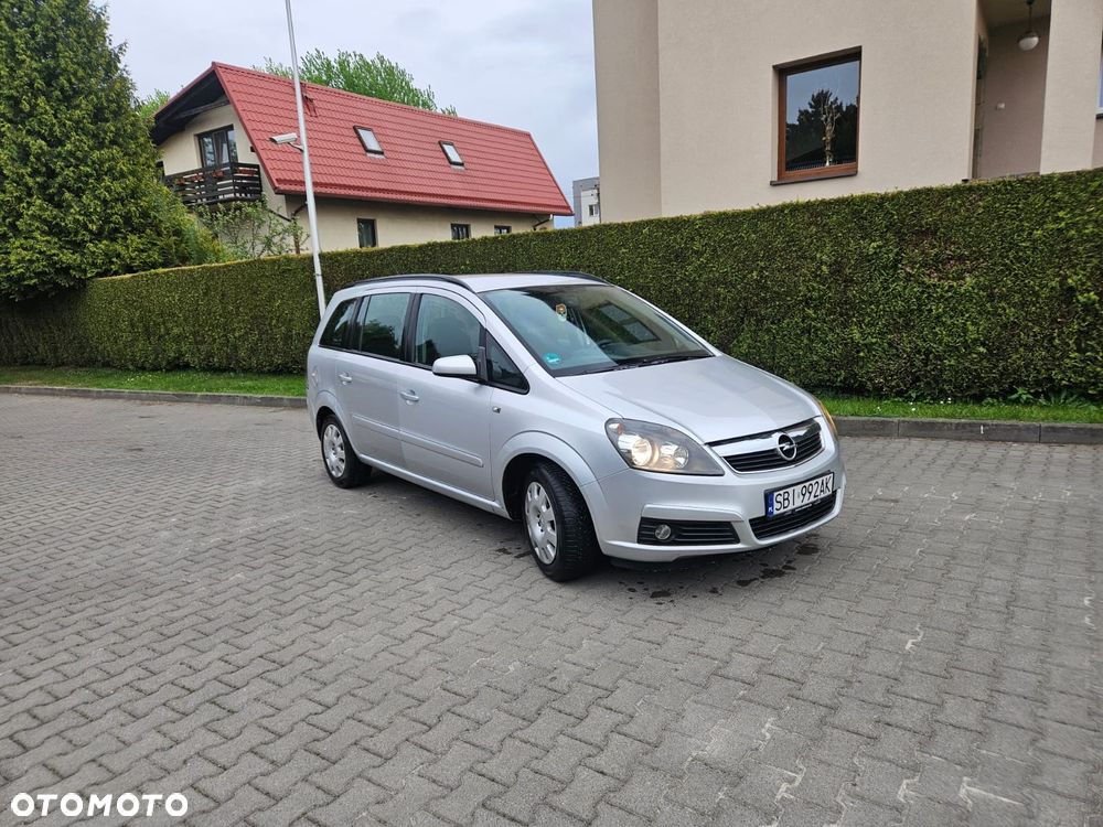 Opel Zafira - 2