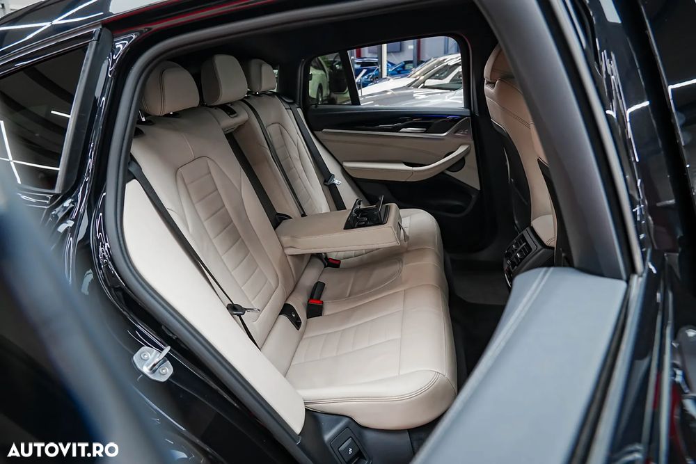 BMW X4 M M40d - 10