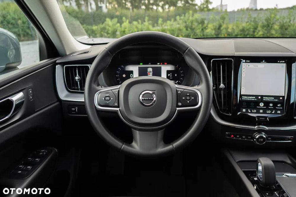 Volvo XC 60 B4 D Geartronic Momentum Pro - 21