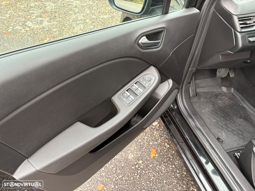 Renault Clio 1.6 E-Tech Intens - 12