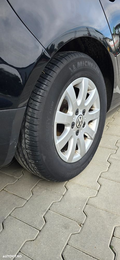 Volkswagen Golf 2.0 TDI DSG Comfortline - 23