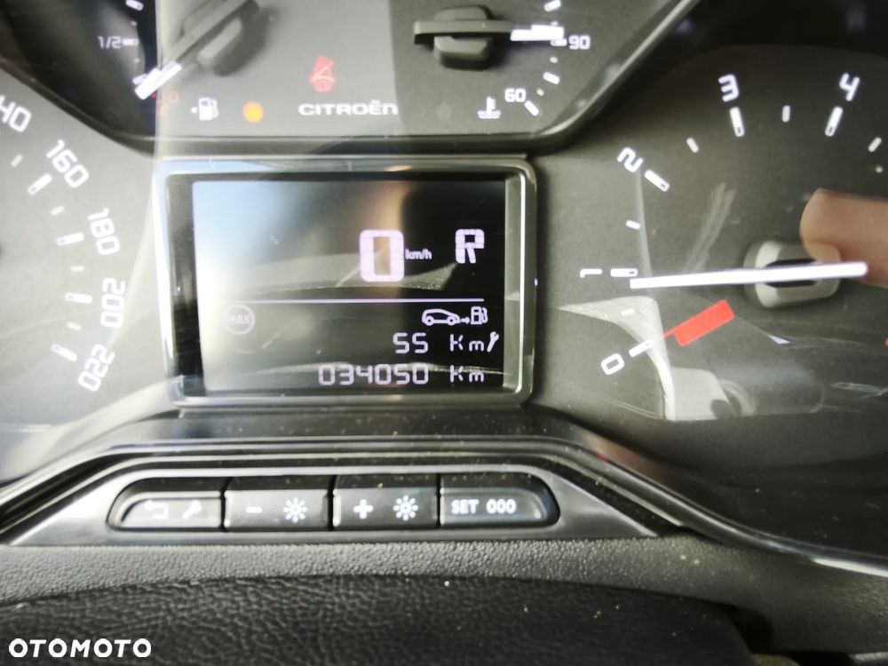 Citroën C3 1.2 PureTech Shine EAT6 - 23