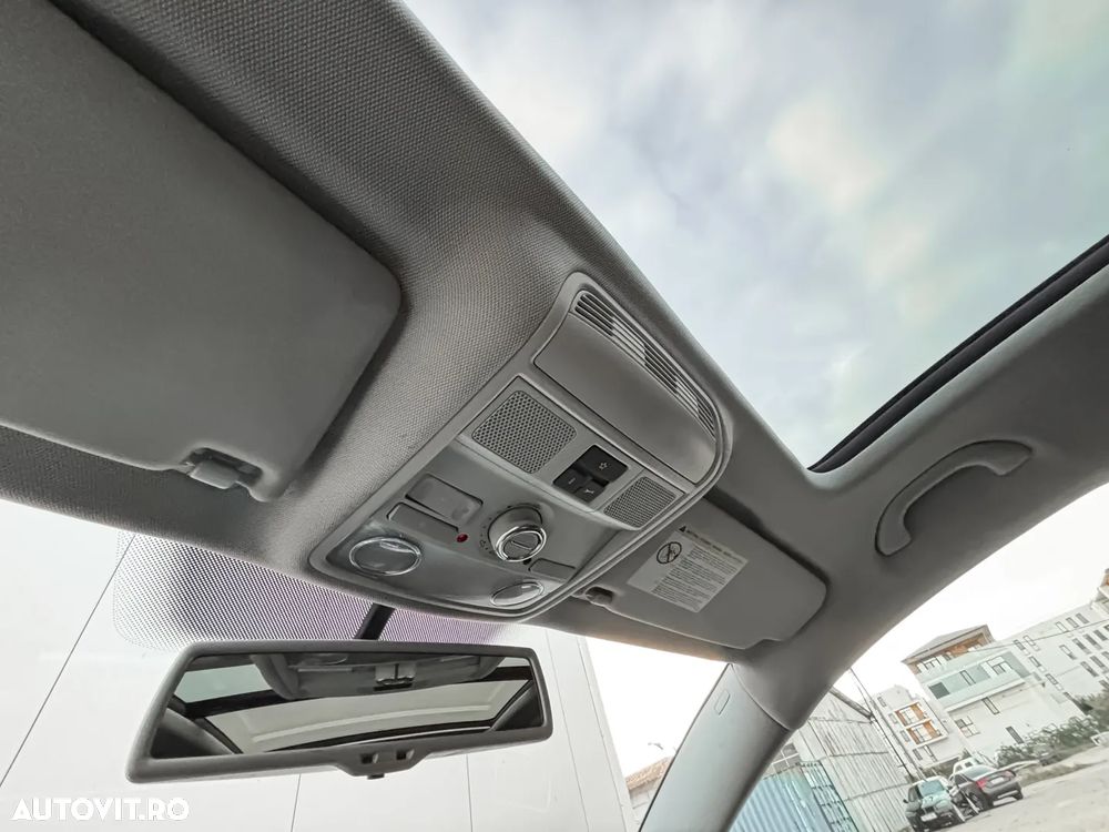 Volkswagen Passat - 18