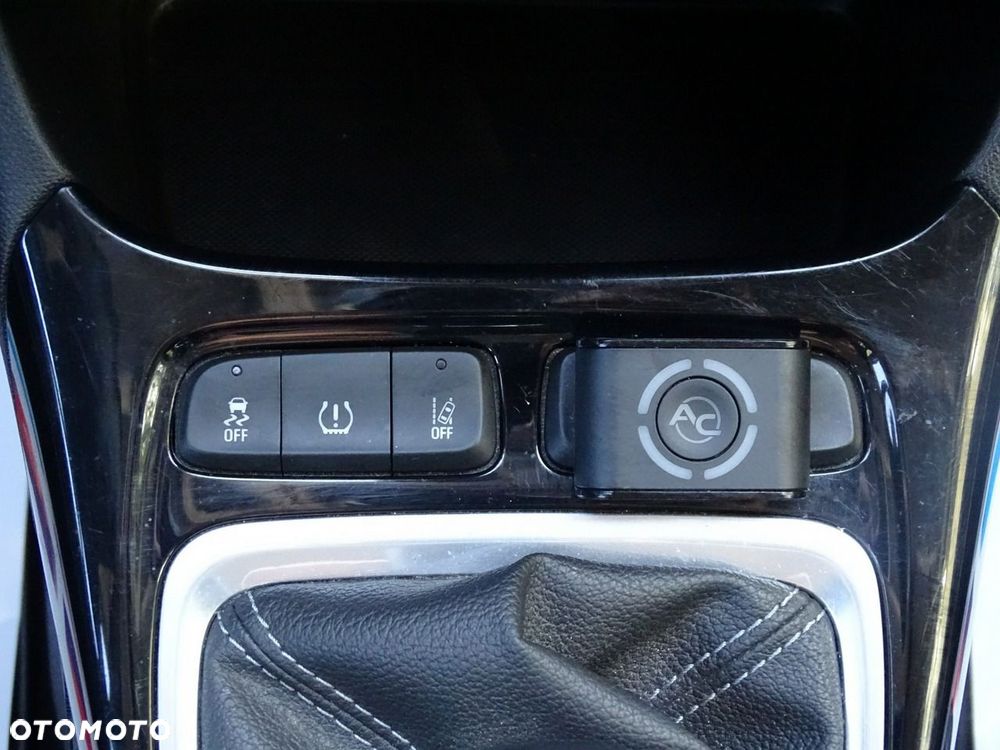 Opel Crossland X - 24