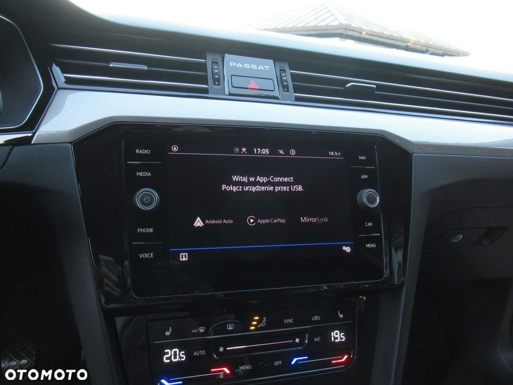 Volkswagen Passat 1.5 TSI EVO Business - 29