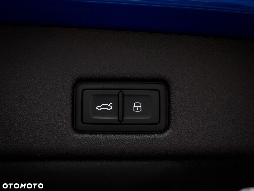 Audi Q5 Sportback - 9