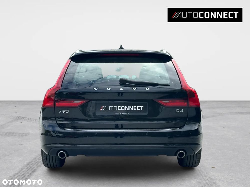 Volvo V90 D4 Momentum - 4