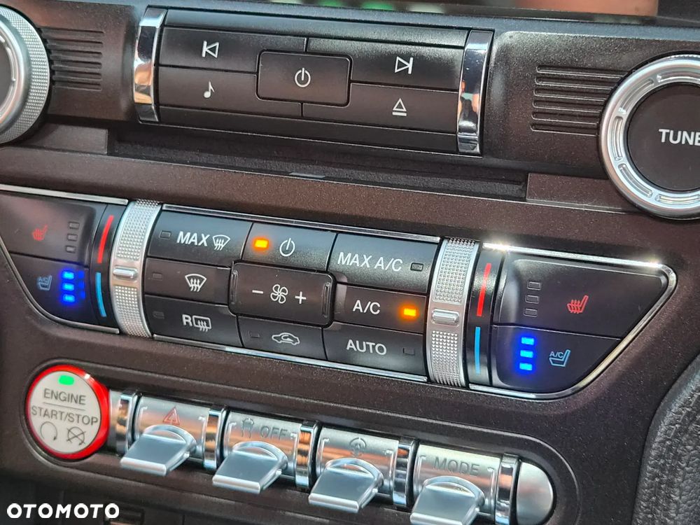 Ford Mustang - 20
