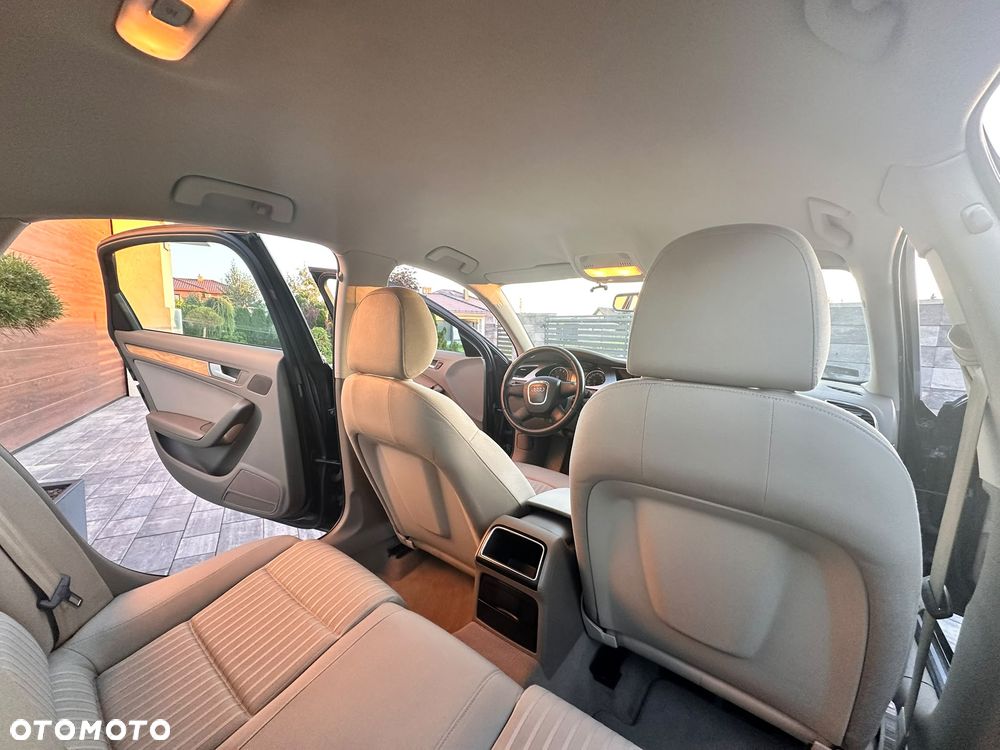 Audi A4 Limousine - 25