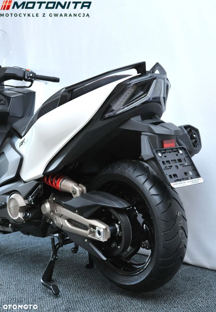 Kymco AK 575 - 13