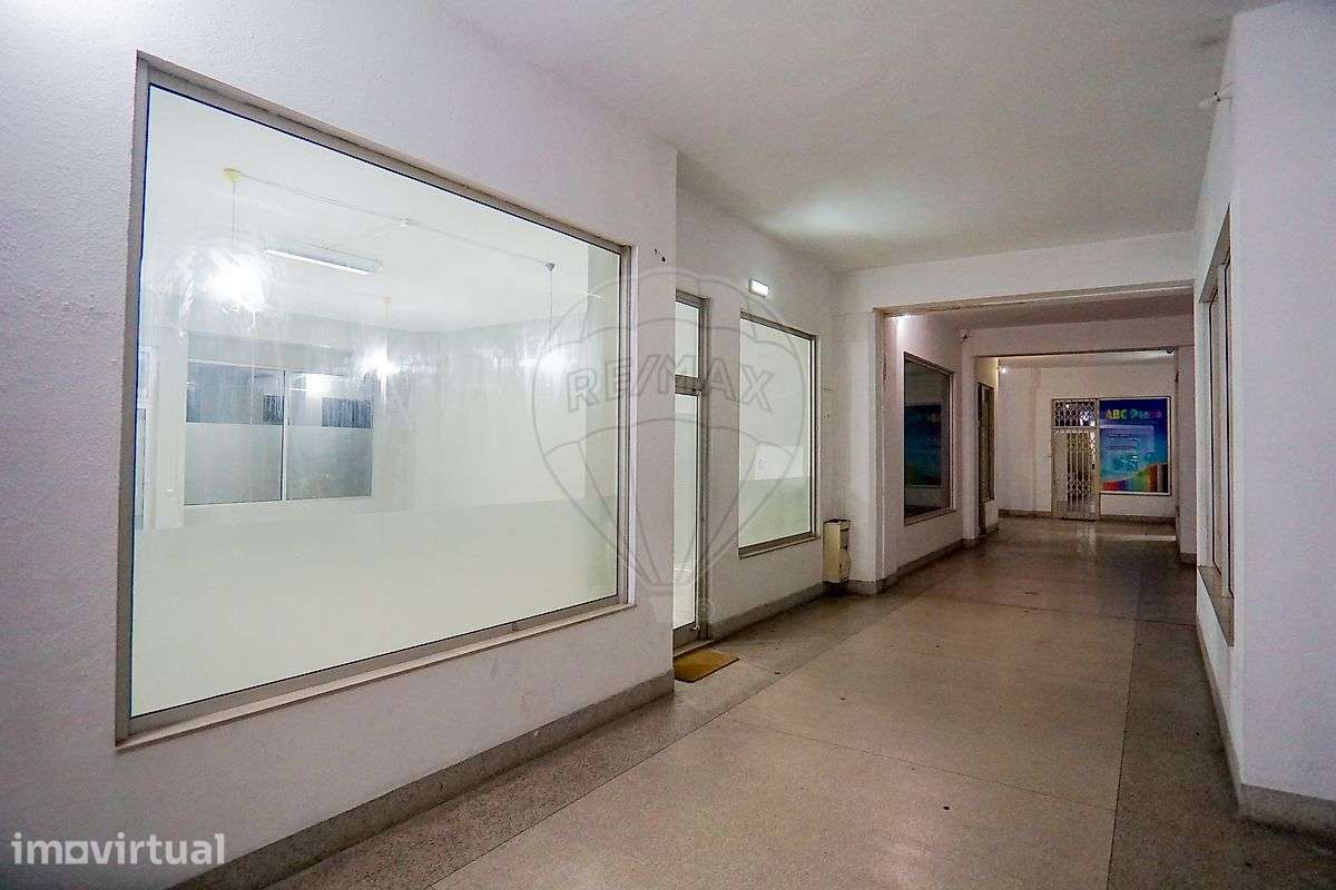 Loja  para arrendamento - Grande imagem: 2/8