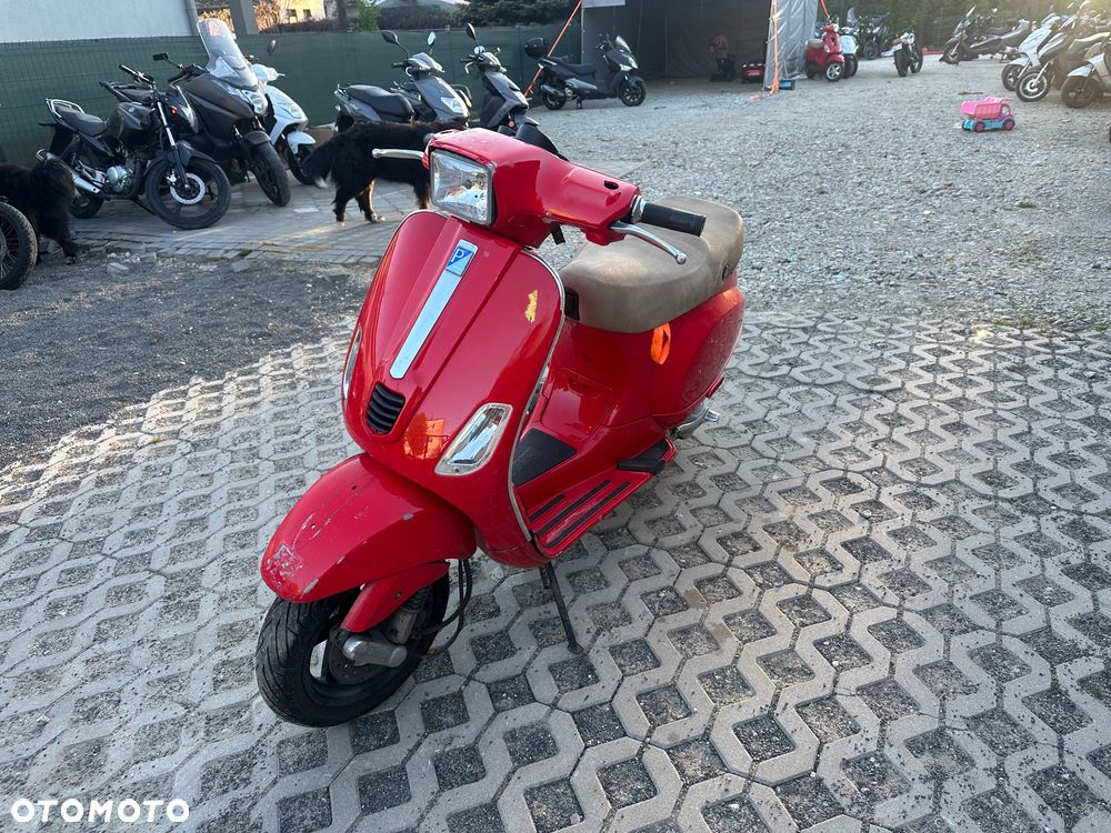 Piaggio Vespa - 4