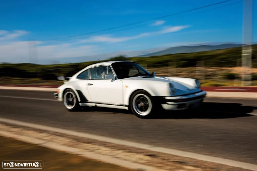 Porsche 911 Série G 930 Turbo - 24