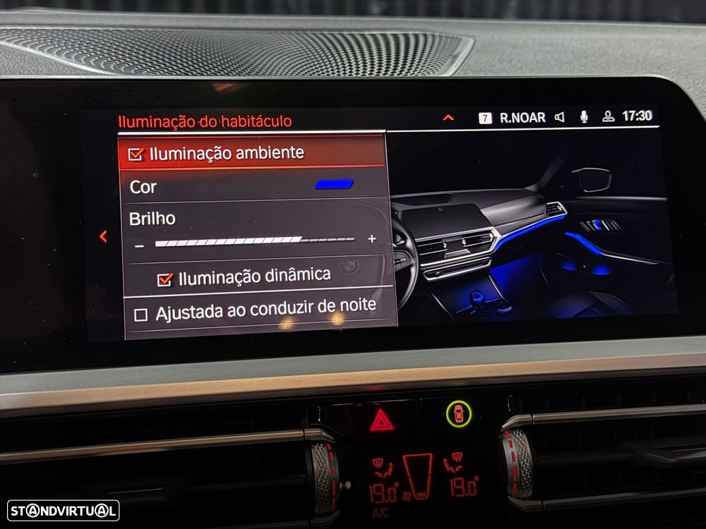BMW 330 e Pack M Auto - 25