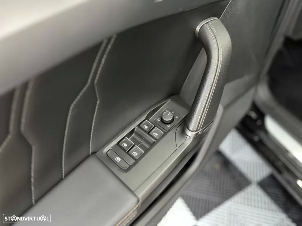 Cupra Formentor 1.4 e-Hybrid DSG VZ - 22