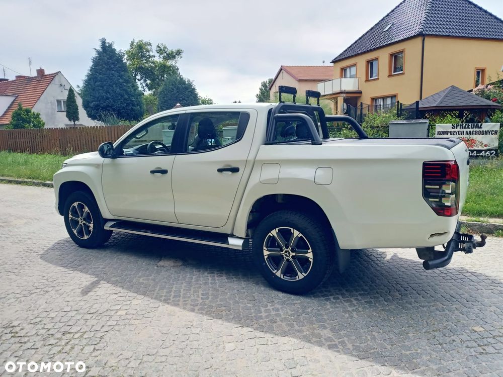 Mitsubishi L200 Pick Up 4x4 S&S Autm Double Cab Plus - 4