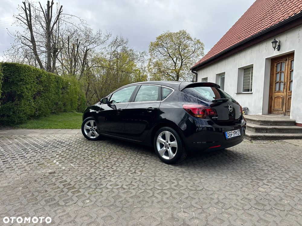Opel Astra - 19