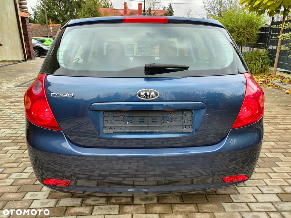 Kia Ceed 1.4 CVVT LX Basis - 32
