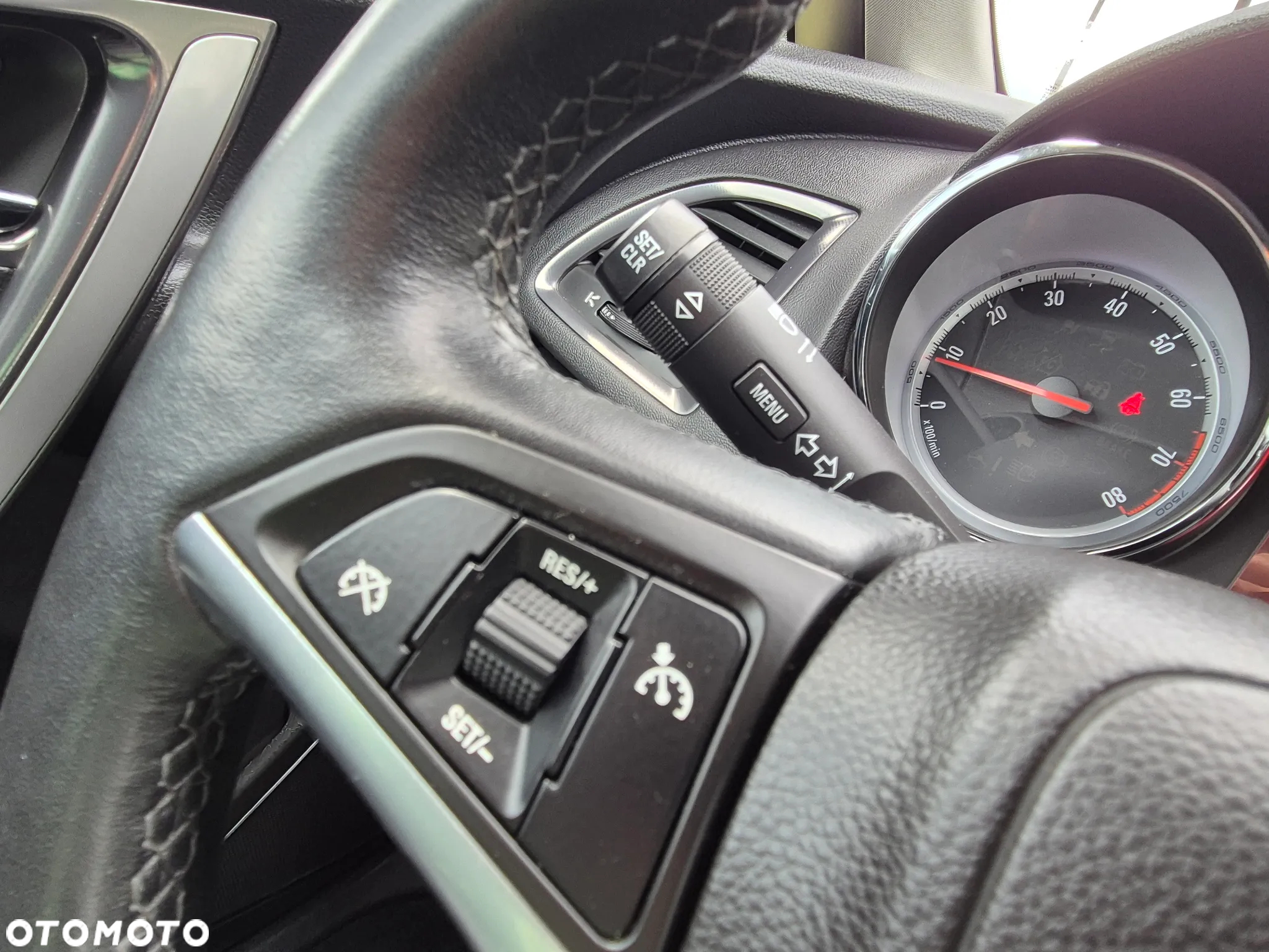 Opel Astra 1.4 Turbo Sports Tourer Automatik Edition - 11