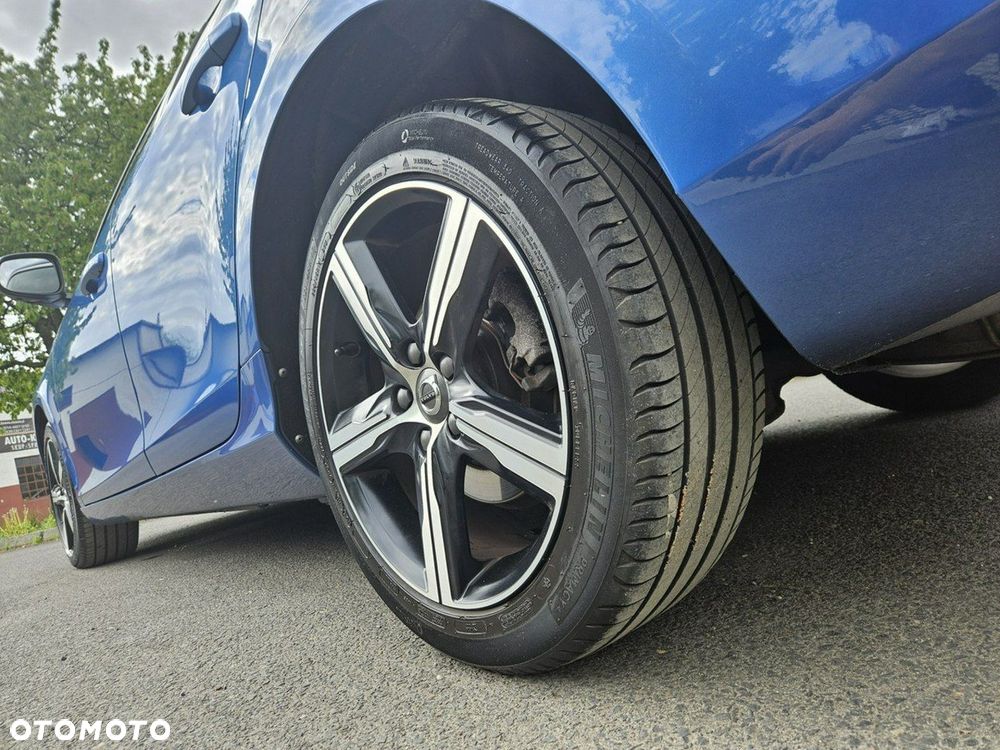 Volvo V40 T2 RDesign - 27