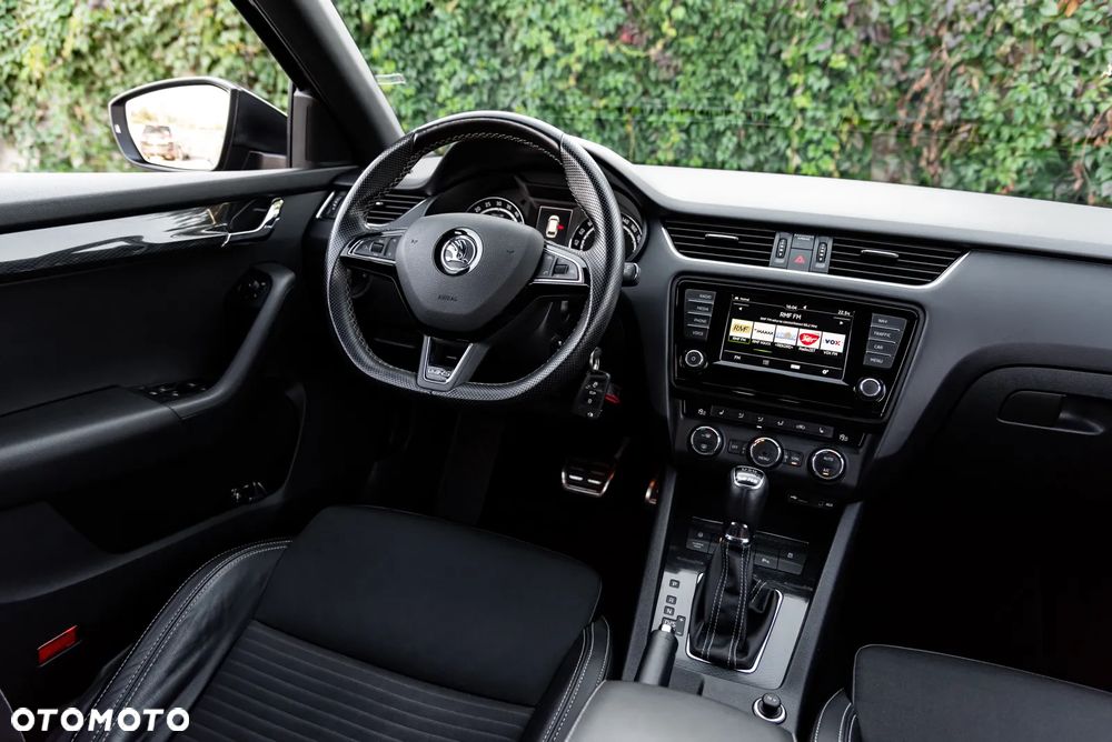 Skoda Octavia 2.0 TDI 4x4 DSG RS - 28