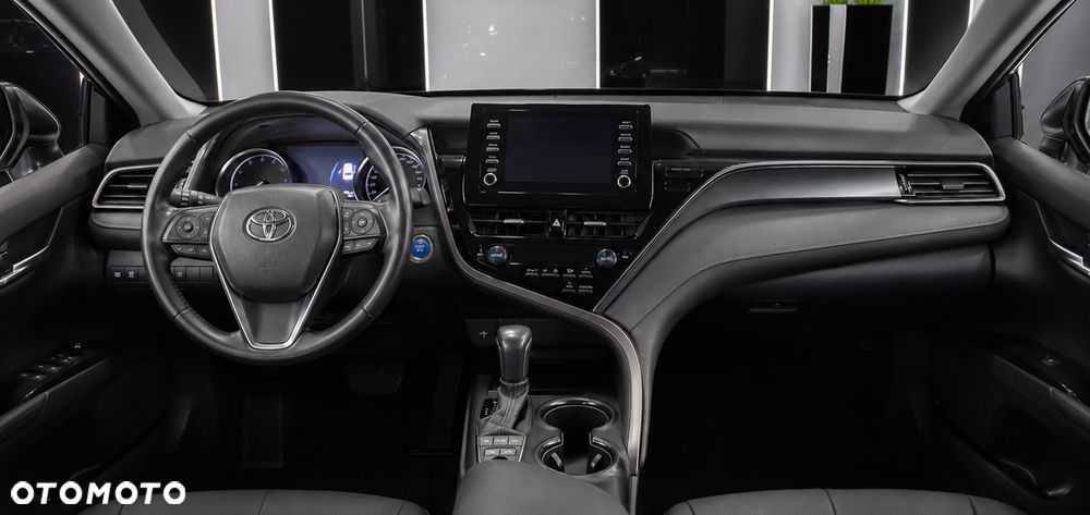 Toyota Camry 2.5 Hybrid Comfort CVT - 6