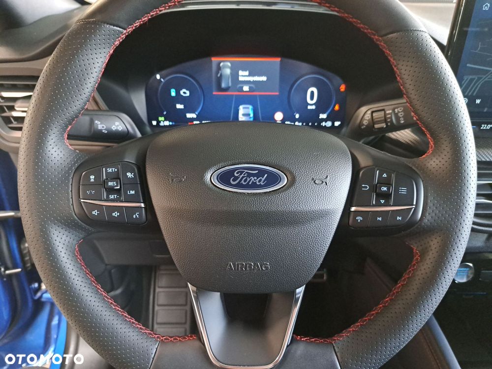 Ford Kuga - 34