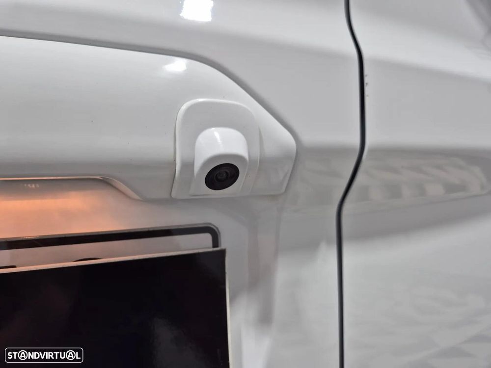 Ford Transit Connect Outro - 8