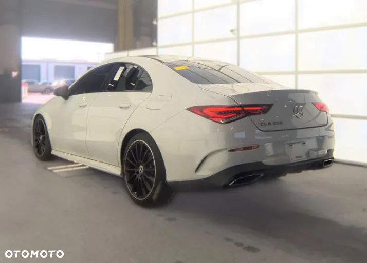 Mercedes-Benz CLA 250 7G-DCT Edition 2020 - 8