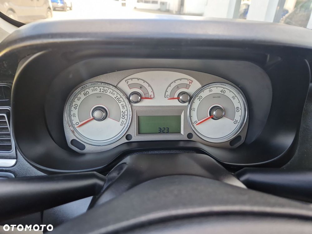Fiat Linea 1.3 MJ 16V Active - 14