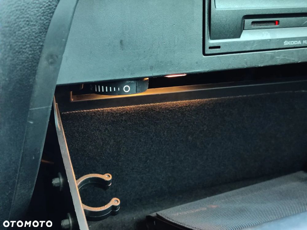 Skoda Octavia 2.0 TDI Elegance - 29