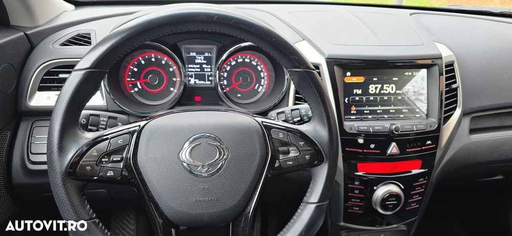 SsangYong Tivoli - 9